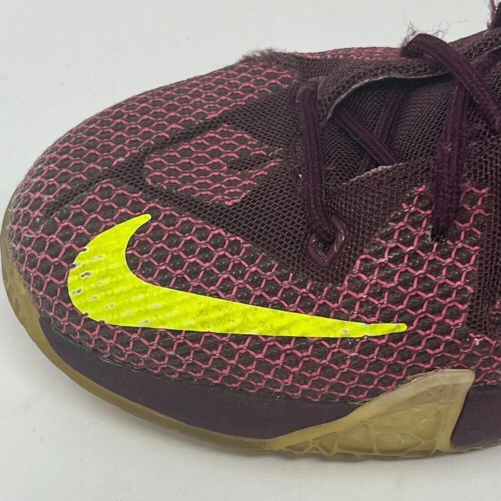 Nike LeBron 12 GS Instinct Basketball Shoes Youth Size 7Y Purple 685181